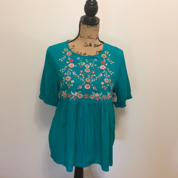 JODIFL | Tops | Nwt Gorgeous Floral Embroidered Top | Poshmark